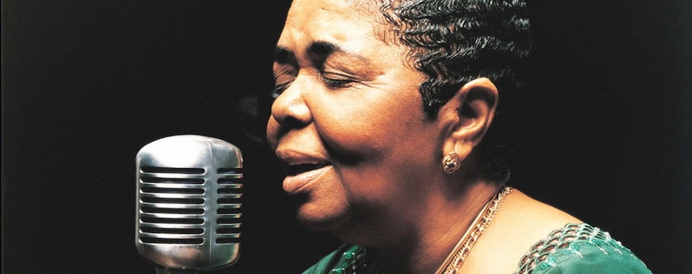 singer Cesária Évora singing