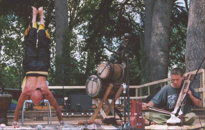 Kristian sur la scène du festival