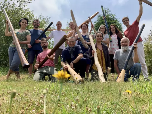 A didgeridoo workshop in a small group