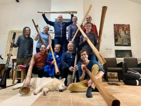 A didgeridoo workshop with Wakademy