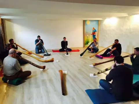 A didgeridoo workshop with Wakademy